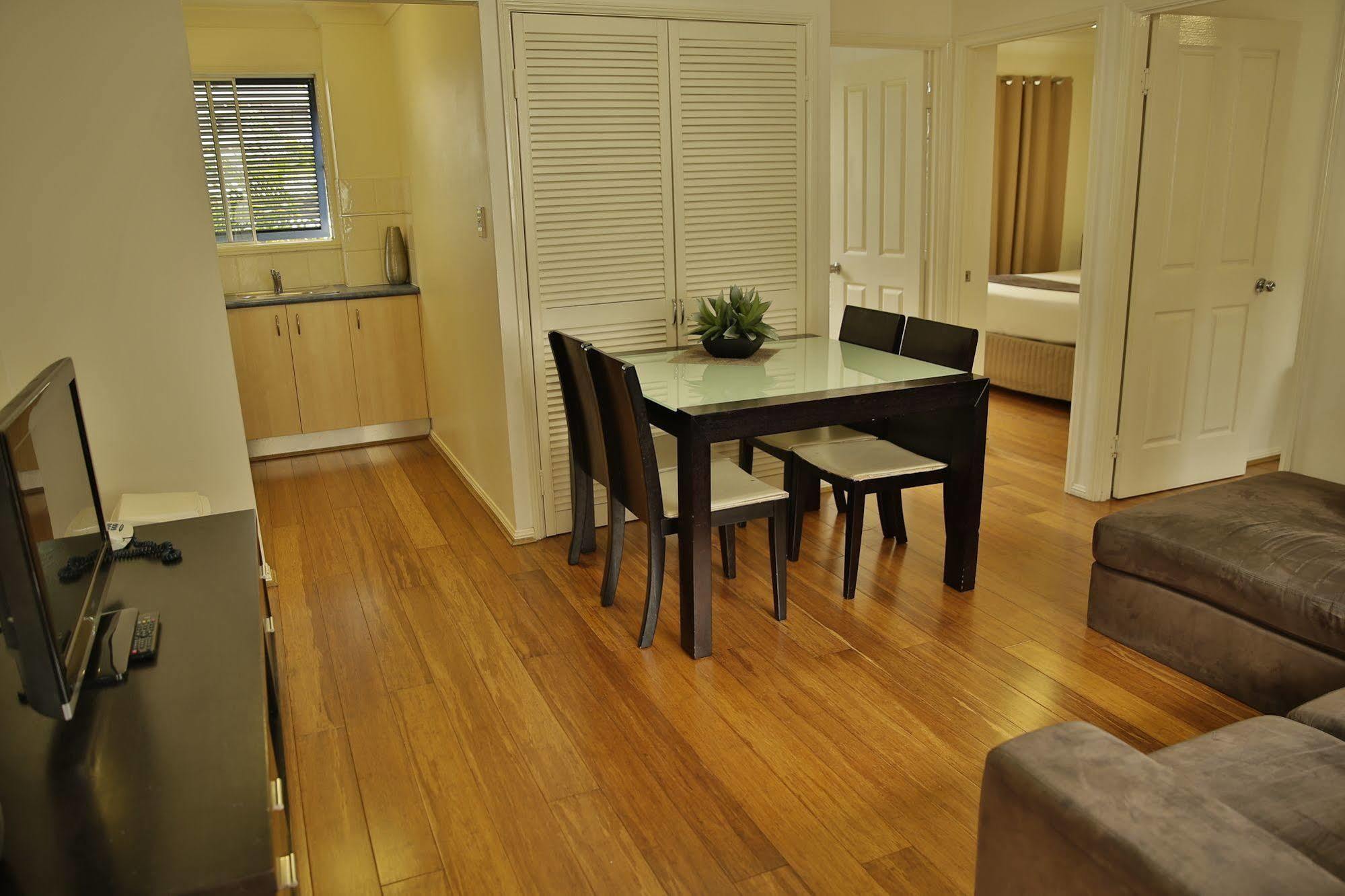 בריסביין Kangaroo Point Holiday Apartments מראה חיצוני תמונה